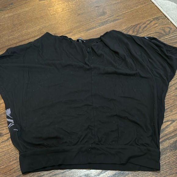 ⭐️2/$10 - blouse - Picture 1 of 3